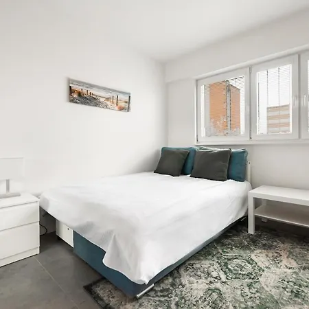 Apartamento Rakowiec Blue By Bookinghost *